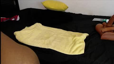 AVIS  online show from October 2025 07:52:02 AM