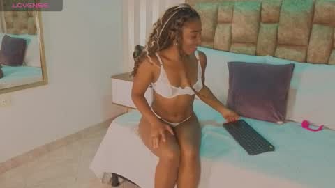 AVIS  online show from May 2026 07:56:02 PM