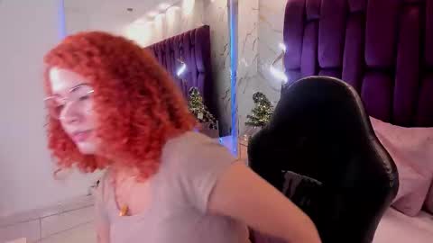 Snapshot of avrilwayne chatting on December 2025 11:41:01 AM Avril online show from December 2025 11:41:01 AM