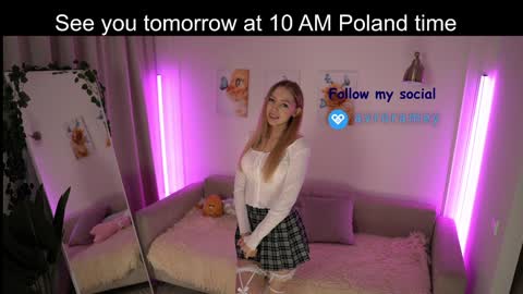 Avrora online show from December 2024 09:25:02 AM