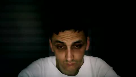 Snapshot of awesenheit chatting on November 2025 07:47:01 PM awesenheit online show from November 2025 07:47:01 PM