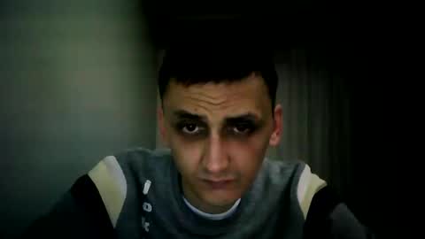 Snapshot of awesenheit chatting on November 2025 06:53:02 PM awesenheit online show from November 2025 06:53:02 PM