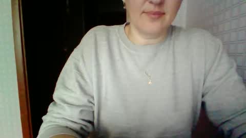 Snapshot of awesomeladyy chatting on April 2026 08:15:01 AM awesomeladyy online show from April 2026 08:15:01 AM