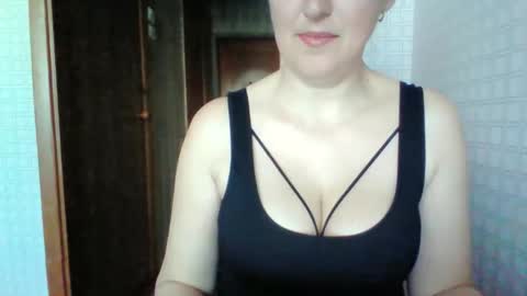 Snapshot of awesomeladyy chatting on May 2026 08:11:01 AM awesomeladyy online show from May 2026 08:11:01 AM