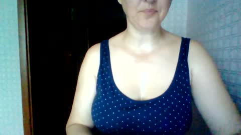 awesomeladyy online show from July 2026 04:59:02 AM