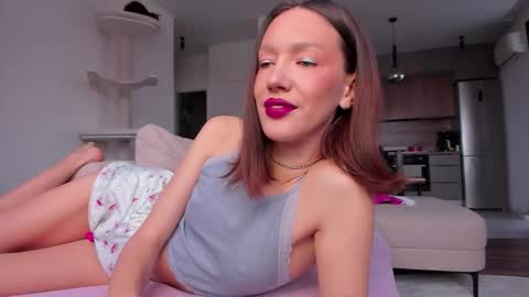 Awgustina online show from February 2026 09:19:02 AM