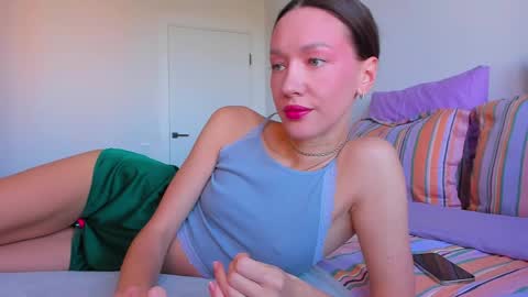 Awgustina online show from May 2026 08:09:01 AM