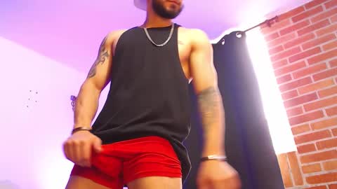 Independiente Model online show from November 2025 01:13:01 PM