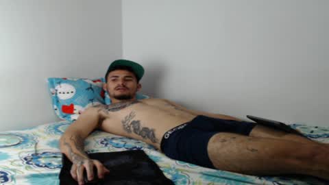 Axel online show from December 2024 08:42:02 PM