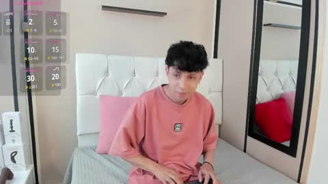 Axel Evanss online show from September 2025 05:24:01 PM