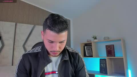axel_grey_ online show from April 2026 12:22:02 PM