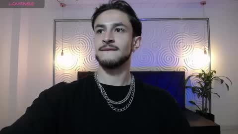 Snapshot of axel_porn_ chatting on May 2026 12:32:02 PM Axel online show from May 2026 12:32:02 PM