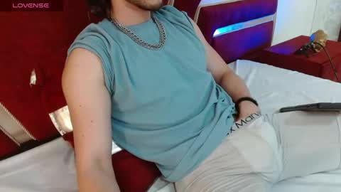 Snapshot of axel_porn_ chatting on May 2026 12:51:02 AM Axel online show from May 2026 12:51:02 AM
