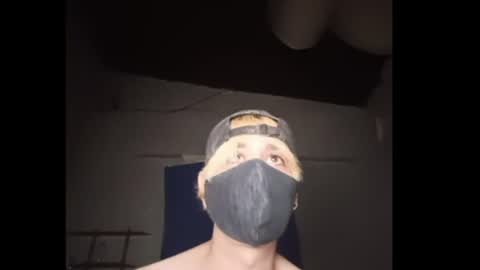 Snapshot of axel_rogue chatting on June 2026 06:11:01 AM Axel online show from June 2026 06:11:01 AM