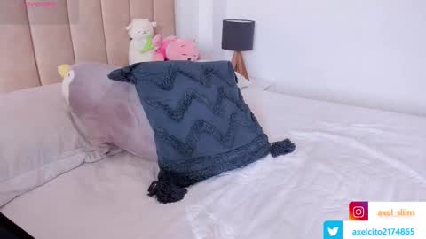 axel slim online show from September 2025 03:01:02 PM