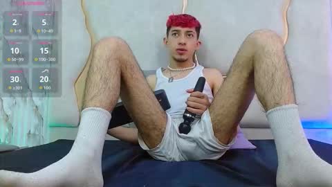 AXEL  online show from November 2025 11:35:01 AM