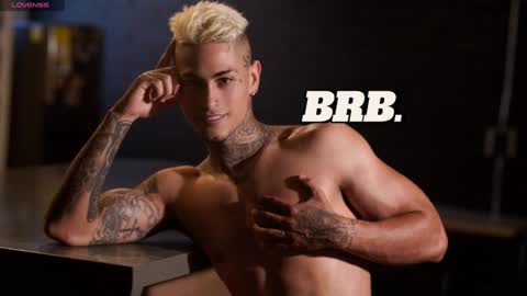 Agustin online show from January 2025 12:09:01 AM