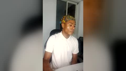 axelbycortez online show from August 2026 07:50:02 PM