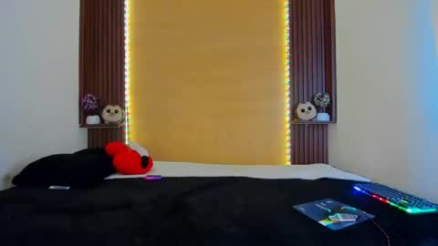 Snapshot of axelfox_ chatting on March 2025 03:07:02 PM axelfox_ online show from March 2025 03:07:02 PM