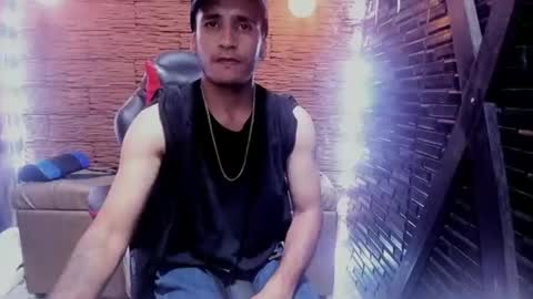 Axell Cross2 online show from January 2025 01:16:01 AM