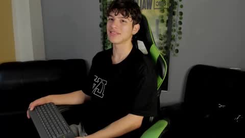 Axel Raven online show from December 2024 02:22:01 PM