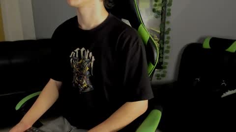 Axel Raven online show from December 2024 02:22:02 PM