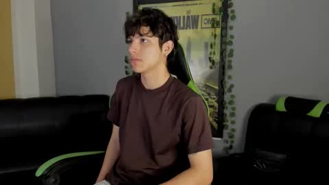 Axel Raven online show from December 2024 02:05:02 PM