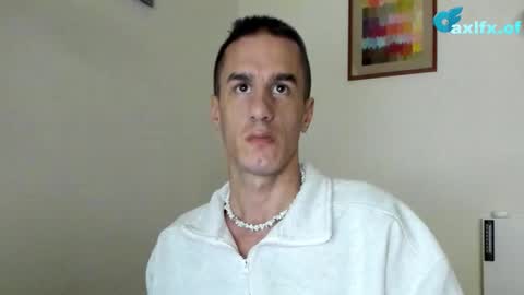 Axl online show from November 2025 09:39:02 PM