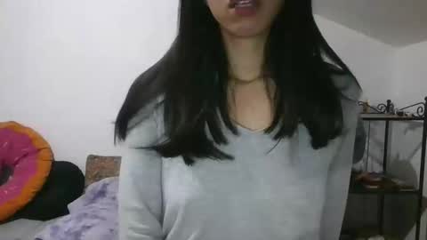 Snapshot of axuepetitt chatting on September 2025 11:17:02 PM axue online show from September 2025 11:17:02 PM