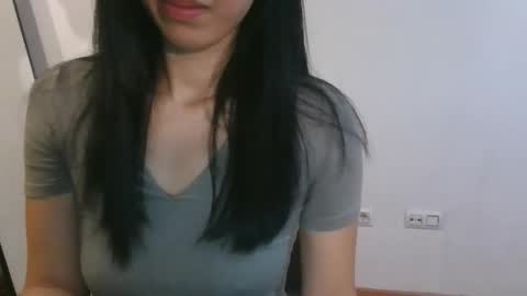 Snapshot of axuepetitt chatting on February 2026 10:14:02 PM axue online show from February 2026 10:14:02 PM