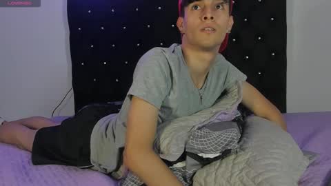 Axxxel  online show from February 2026 01:34:01 AM