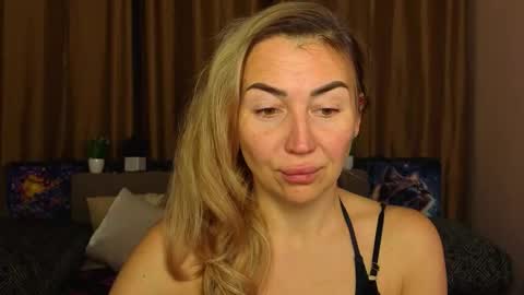 Jully online show from January 2026 06:23:02 PM