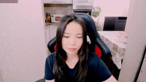 Aya Moon online show from November 2025 04:35:01 AM