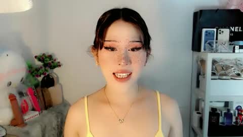 AYAHOSHILOVESYOU online show from March 2026 04:07:02 AM