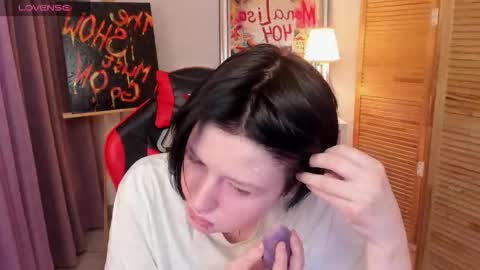 ayaks online show from November 2025 08:14:01 AM