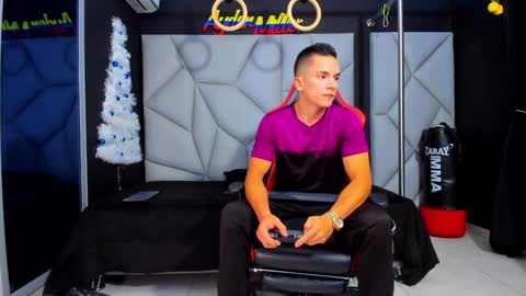 Snapshot of aydenmillerdom chatting on December 2024 06:17:02 AM Ayden Miller online show from December 2024 06:17:02 AM