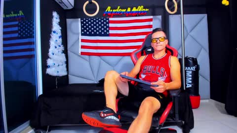 Snapshot of aydenmillerdom chatting on December 2024 03:47:02 AM Ayden Miller online show from December 2024 03:47:02 AM