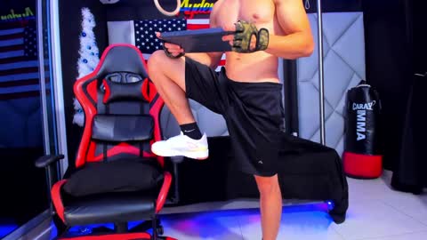 Snapshot of aydenmillerdom chatting on January 2025 01:16:02 AM Ayden Miller online show from January 2025 01:16:02 AM