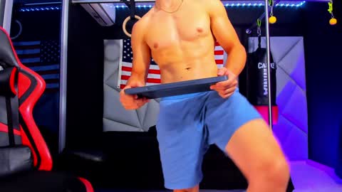 Snapshot of aydenmillerdom chatting on January 2025 03:31:01 AM Ayden Miller online show from January 2025 03:31:01 AM