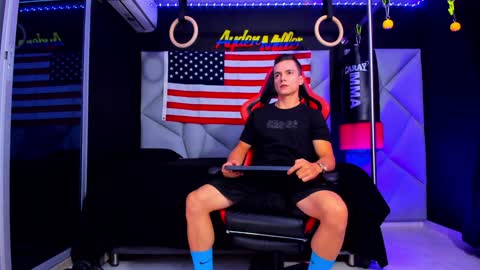 Snapshot of aydenmillerdom chatting on January 2025 03:06:02 AM Ayden Miller online show from January 2025 03:06:02 AM