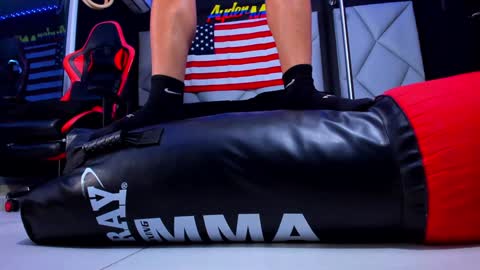 Snapshot of aydenmillerdom chatting on February 2025 10:02:02 PM Ayden Miller online show from February 2025 10:02:02 PM