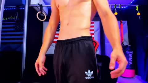 Snapshot of aydenmillerdom chatting on February 2025 02:20:01 PM Ayden Miller online show from February 2025 02:20:01 PM