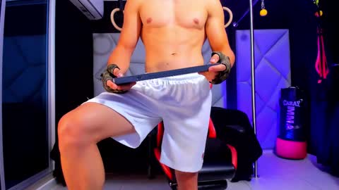 Snapshot of aydenmillerdom chatting on February 2025 11:10:02 PM Ayden Miller online show from February 2025 11:10:02 PM