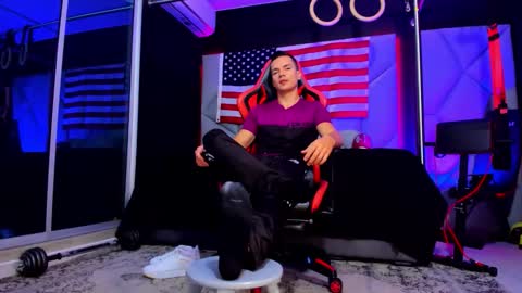 Snapshot of aydenmillerdom chatting on October 2025 02:58:02 PM Ayden Miller online show from October 2025 02:58:02 PM