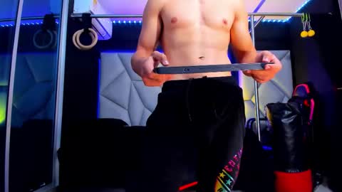 Snapshot of aydenmillerdom chatting on December 2025 01:31:02 PM Ayden Miller online show from December 2025 01:31:02 PM