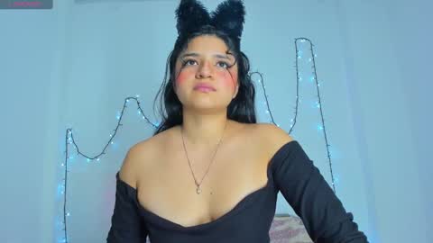 Mariana online show from January 2025 08:56:01 PM