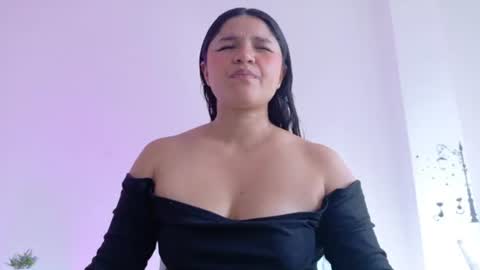 Mariana online show from July 2026 07:53:01 PM