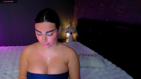  Ayla Demir  online show from December 2025 11:03:02 PM