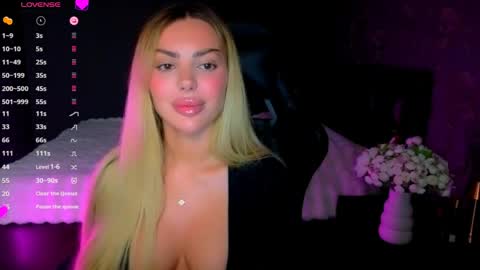 Ayla Demir  online show from May 2026 07:45:02 PM