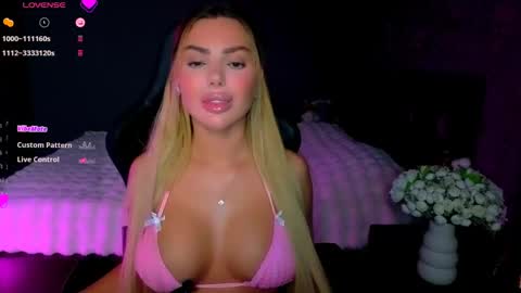  Ayla Demir  online show from May 2026 08:06:01 PM